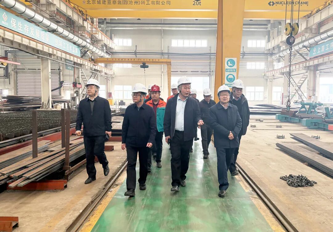 集团领导到金砼混凝土公司和科工公司调研